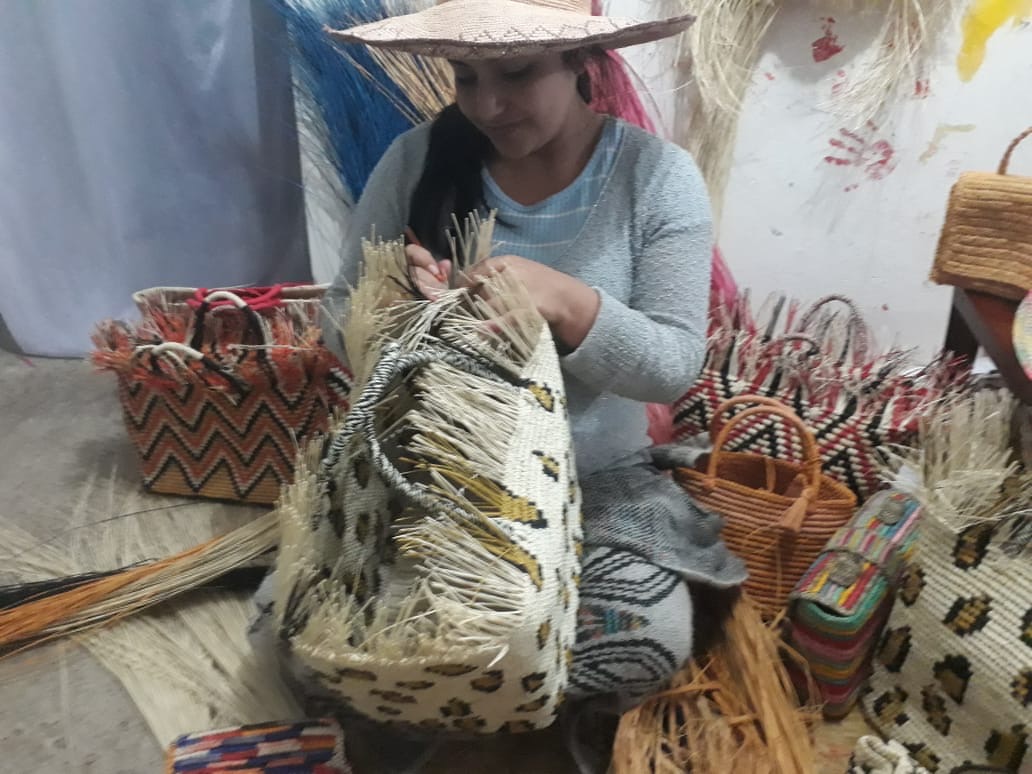 33 totes
