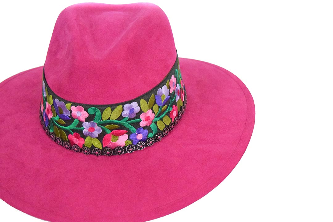 11 Flora Suede