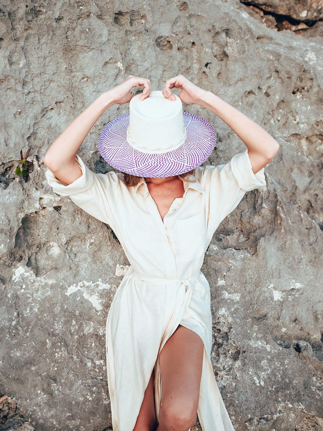 02 Uxmal White Top