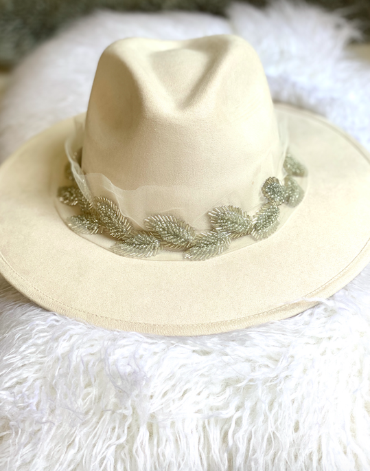 04 Bridal Hats